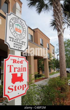 St. Saint Augustine, Florida, Courtyard by Marriott, Hotelhotels, Motel Motels, Unterkunft, Eingang, Vorderseite, Old Town Trolley, Ripley's, Sightseeing R Stockfoto