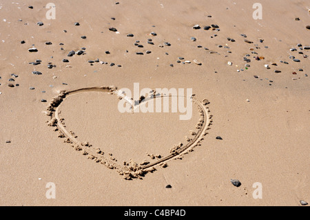 Die Form eines Herzens in den sand Stockfoto