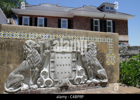 St. Saint Augustine Florida, St. Francis Street, ältestes Haus Museum, Salazar Familienwappen, Besucher reisen reisen Reise Tourismus Tourismus Wahrzeichen landma Stockfoto