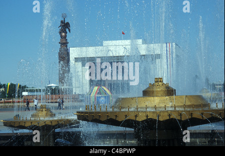 Brunnen auf Ala-Too-Platz, Bischkek, Kirgisistan Stockfoto