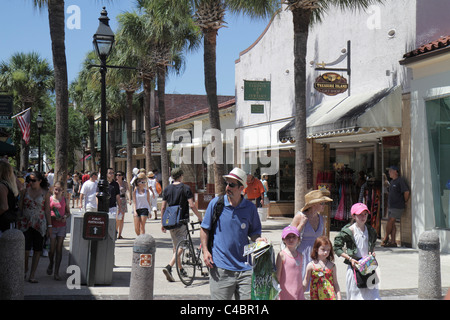 St. Saint Augustine Florida, St. George Street, Fußgängerzone Einkaufspassage, Shopping Shopper Shopper Shop Geschäfte Markt Märkte Markt Kauf Verkauf, re Stockfoto