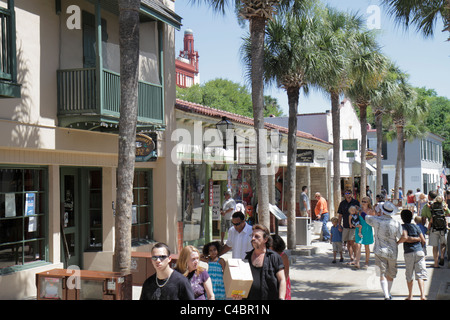 St. Saint Augustine Florida, St. George Street, Fußgängerzone Einkaufspassage, Shopping Shopper Shopper Shop Geschäfte Markt Märkte Markt Kauf Verkauf, re Stockfoto