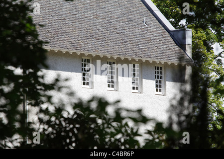 Fensterdetail auf das Haus für ein Kunstliebhaber entworfen von Charles Rennie Mackintosh, Bellahouston Park, Glasgow, Schottland, UK Stockfoto