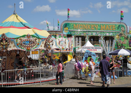 Florida Putnam County, Palatka, Blue Crab Festival, Veranstaltung, Karneval auf halbem Weg, Karussell, Fahrt, Labyrinth, Besucher reisen Reise touristischer Tourismus Wahrzeichen Land Stockfoto