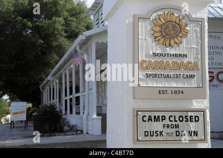 Florida Volusia County, Cassadaga, psychische Hauptstadt der Welt, psychisch, Medium, metaphysisch, spiritualistisch, Lesungen, Southern Spiritualist Camp, Besucher tr Stockfoto