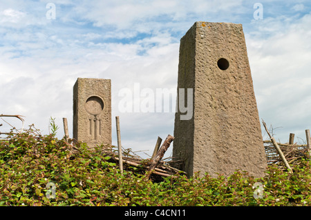 Ornamentale Denkmäler an Carsington Wasser Derbyshire UK Stockfoto