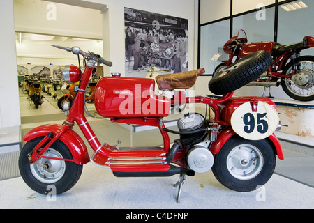 & Lambretta Scooter Museum, Rodan, Mailand Provinz, Italien Stockfoto