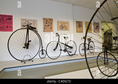 Alte Fahrräder, Scooter & Lambretta Museum, Rodan, Provinz Mailand, Italien Stockfoto