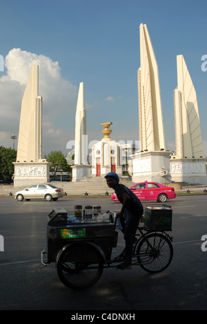 Democracy Monument Bangkok Thailand Stockfoto