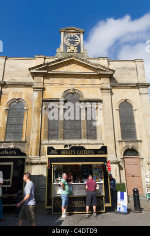 Fast-Food-Anhänger in Worcester Stadtzentrum Stockfoto