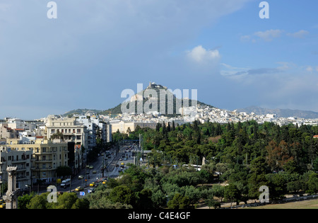 Athen, Griechenland, Antenne Panoramablick auf Lykavittos Hill Stockfoto