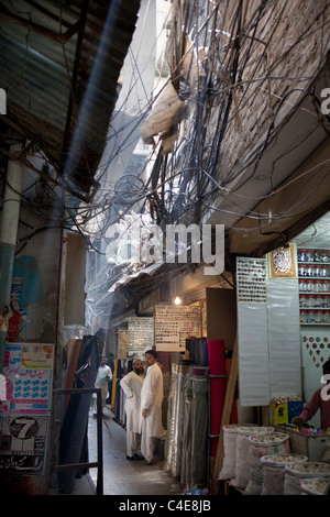 Markt in der Innenstadt von Lahore Stockfoto