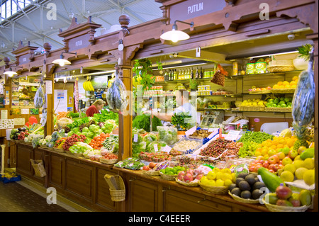 Lebensmittel-Markt in Helsinki Stockfoto