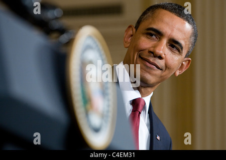 Präsident Barack Obama und der chinesische Premierminister Hu Jintao nehmen an einer gemeinsamen Pressekonferenz im Weißen Haus. Stockfoto