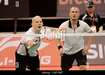 Rasmus Bonde und Anders Kristiansen während der Herren Doppel Qualifikation der Li-Ning Singapore Open 2011. Stockfoto