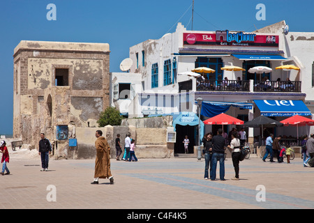 Cafe/Restaurant auf dem Hauptplatz, Essaouira, Marokko Stockfoto