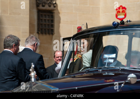 Seine königliche Hoheit Herzogin von Cambridge (Kate Middleton) Ankunft Reihenfolge der Strumpfband-Zeremonie in WIndsor Castle Stockfoto