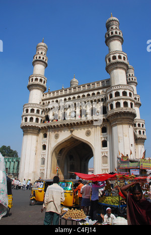 Charminar Hyderabads wichtigsten Wahrzeichen erbaut im Jahre 1591 Stockfoto