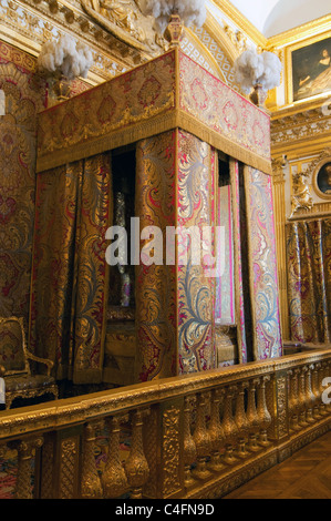 Schlafgemach des Königs im Schloss von Versailles Stockfoto