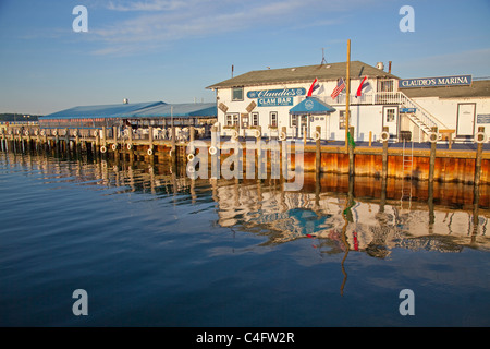 Claudios Muschel Bar in Greenport New York Stockfoto