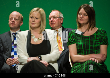 Ron Davies Plaid Cymru Mitglied im Bild auf der Bühne auf die Party 2011 Jahrestagung er formal war Labour Führer in Wales Stockfoto