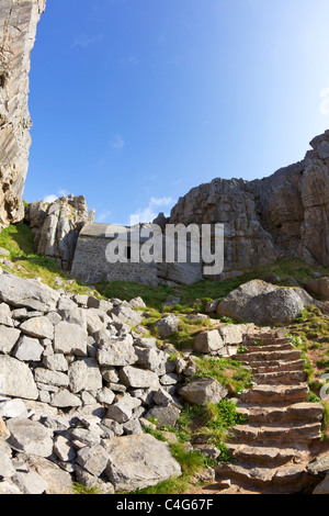 St. Govan's Kapelle aus dem 13. Jahrhundert Aufbau Immobilien Pembrokeshire Nationalpark Wales UK GB Britische Inseln Stockfoto