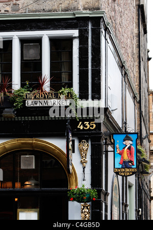 Deacon Brodie Taverne auf der Royal Mile in Edinburgh, Schottland Stockfoto