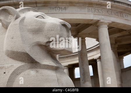 Die Royal Berkshire Friedhof, eine britische Kriegsgräberstätte und Friedhof, in der Nähe von Ploegsteert Wood in Belgien Stockfoto