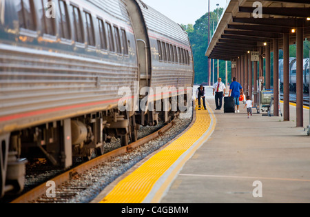 Amtrak-Bahnhof in Savannah, Georgia Stockfoto