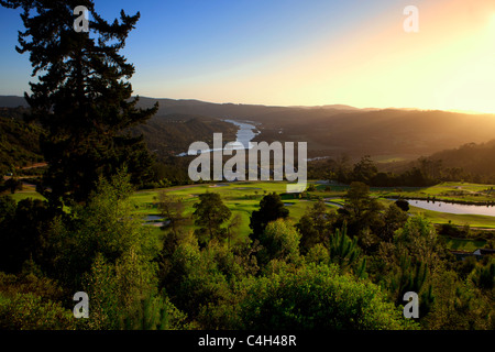 Simola Golf Resort bei Sonnenuntergang, Knysna, Südafrika Stockfoto