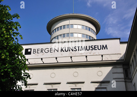 Bergen Kunstmuseum und Lille Lungegårdsvannet See, Bergen, Hordaland County, Region Vestlandet, Norwegen Stockfoto