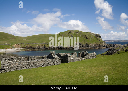 Fethaland Shetland-Inseln Schottland verlassene Gebäude hier einmal Shetlands verkehrsreichsten Haaf Fischfangstation Stockfoto
