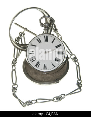 Eine antike silberne Taschenuhr mit einer Fob-Kette und Etui. Stockfoto