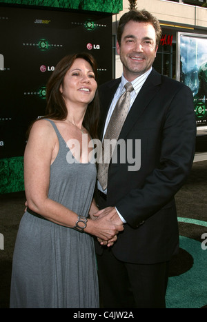 LESLIE URDANG JON TENNEY GREEN LANTERN LOS ANGELES WORLD PREMIERE HOLLYWOOD LOS ANGELES Kalifornien USA 15. Juni 2011 Stockfoto