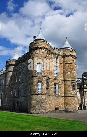 Westfassade des Holyrood Palace, Canongate, Altstadt, Edinburgh, Lothian, Schottland, Vereinigtes Königreich Stockfoto