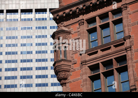 Neuer und Alter Architektur zusammen in Boston Stockfoto