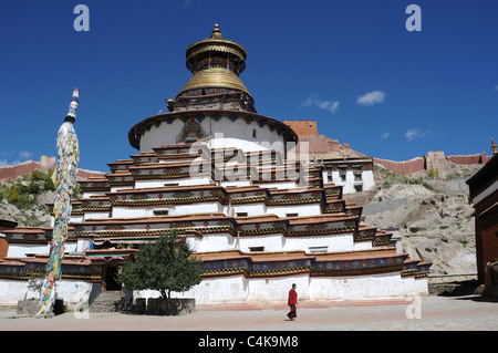 Die Kumbum in Gyantse, Tibet. Die Kumbum ist einem mehrstöckigen Aggregat von buddhistische Kapellen. Im Jahre 1497 erbaut, ist sie Teil des Palcho Stockfoto
