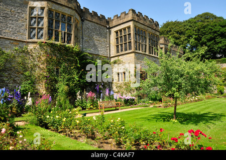 Die Gärten von Haddon Hall in der Nähe von Bakewell in Derbyshire Stockfoto