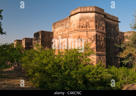 Die Taragarh Fort, oder "Star Fort", es wurde gebaut in AD-1354 auf die Spitze des steilen Hang mit Blick auf die Stadt Bundi Stockfoto