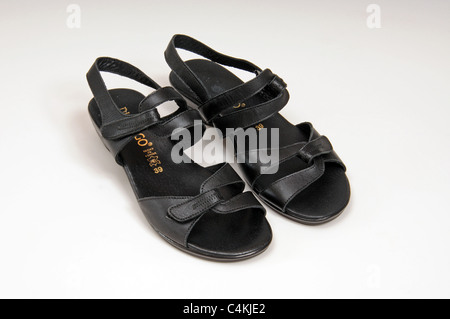 Spanisch Leder Sandalen, Costa Del Sol, Provinz Malaga, Andalusien, Südspanien, Westeuropa. Stockfoto