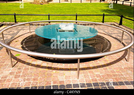 Tower of London, Denkmal für die ausgeführten; Turm, Denkmal Für Die Hingerichteten; Website des Gerüstes, ausführlich des Schafotts Stockfoto