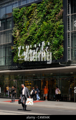 Galeries Lafayette, Friedrichstraße, Berlin Mitte, Berlin, Deutschland, Europa. Stockfoto