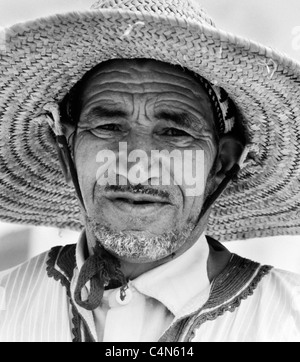 Marokko-Höhlen des Herkules Mann trägt Sombrero Stockfoto