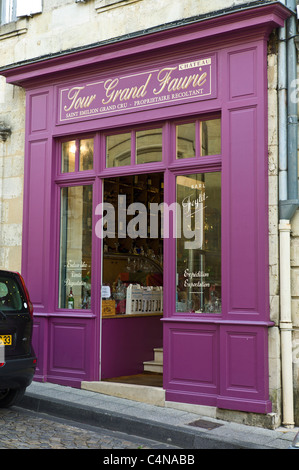 Weinhändler Shop, Chateau Tour Grand Faurie, in St-Emilion in die Weinregion Bordeaux, Frankreich Stockfoto