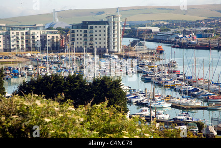 Blick über die Marina und den Hafen, Newhaven, East Sussex, England Stockfoto