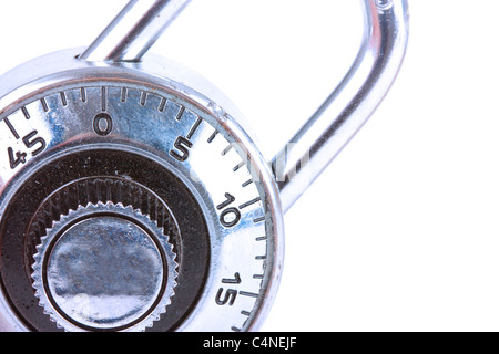 Nahaufnahme eines Vorhängeschlosses silberne und blaue Kombination geschlossen Stockfoto