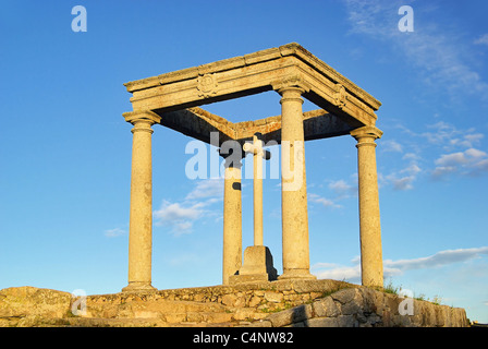 Avila Steinkreuz - Avila Kreuz aus Stein 01 Stockfoto