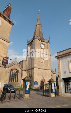 Die Pfarrkirche St. Andreas in Chippenham, Wiltshire, UK. Stockfoto