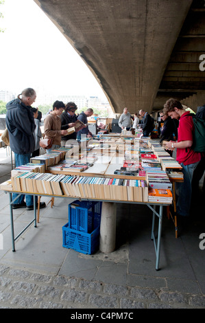 Gebrauchte Bücher zum Verkauf auf der Londoner Southbank, UK Stockfoto