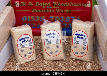 Bunny Bed  Stands & Exponate auf der Cheshire Spiel & Country Fair Messe, Knutsford, UK Stockfoto
